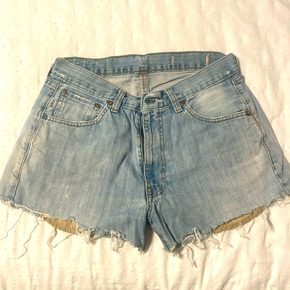Lightwash jean shorts